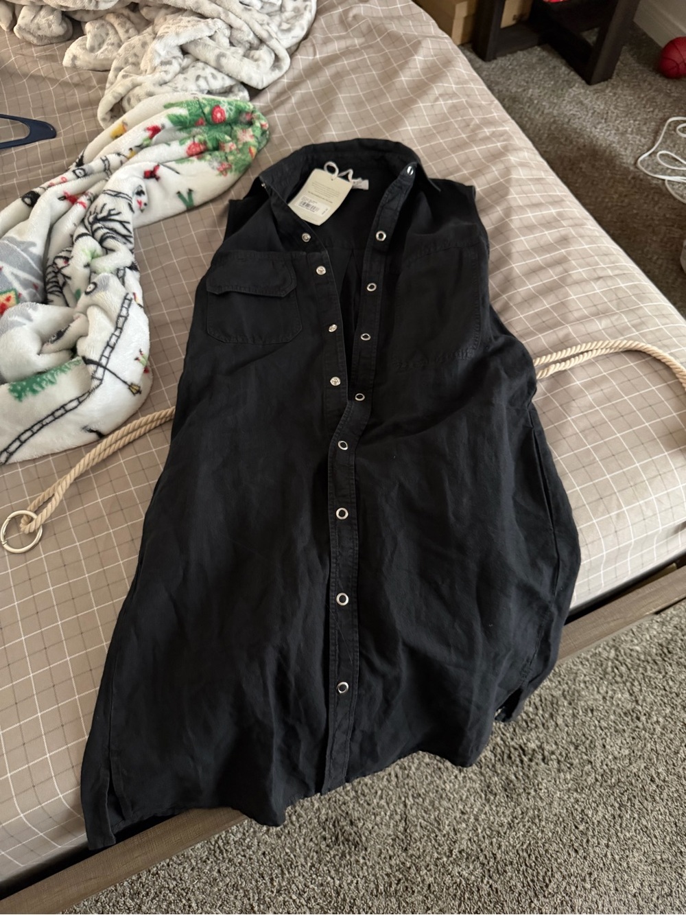 Ag Adriano Goldschmied Black Sleeveless Button-Down Shirt